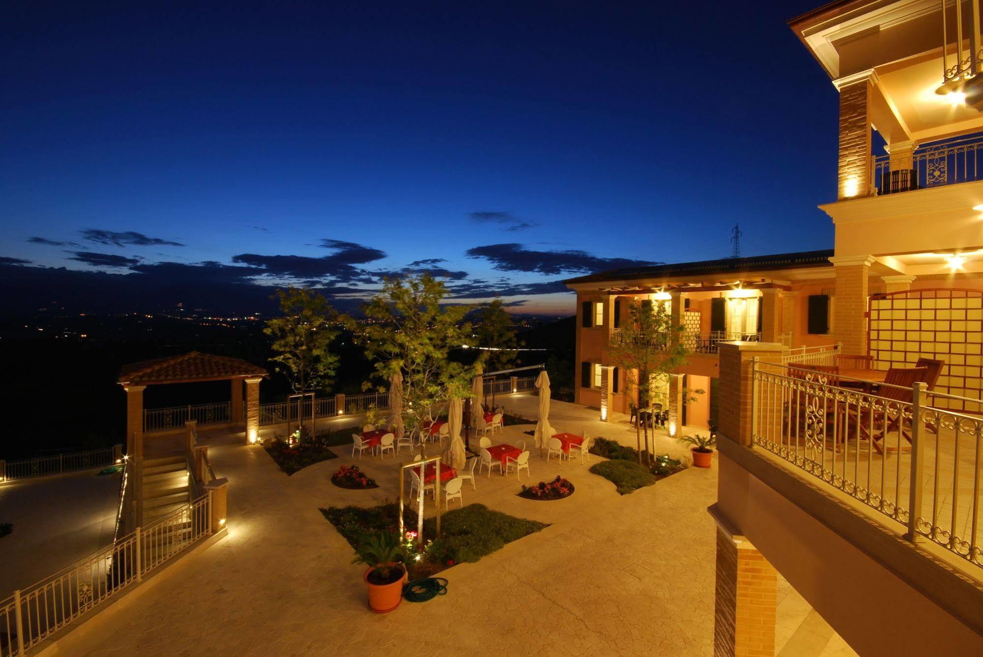 Incantea Resort Торторето Экстерьер фото