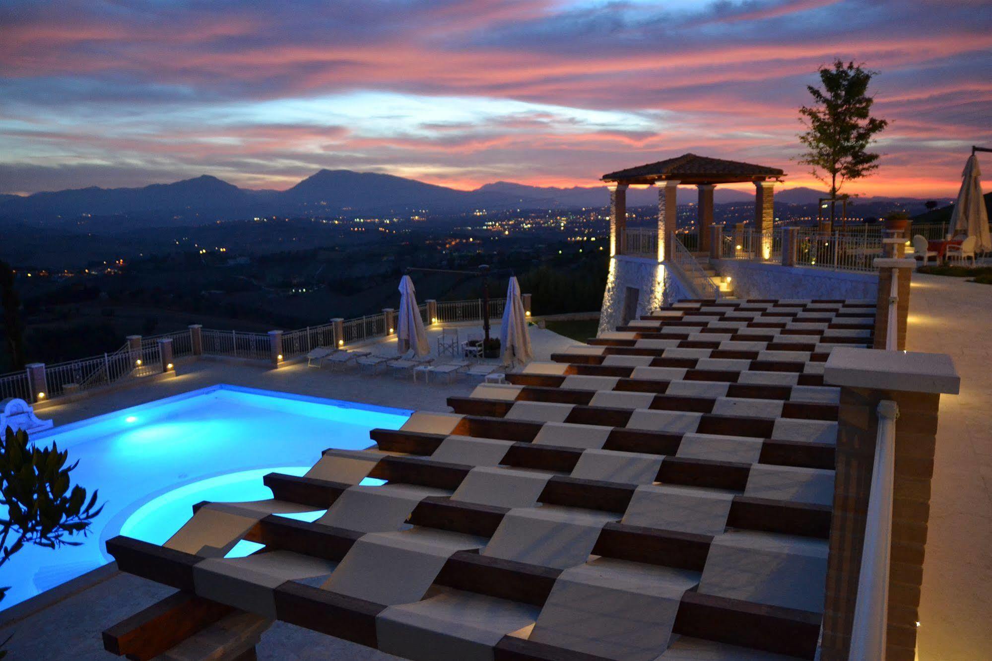 Incantea Resort Торторето Экстерьер фото