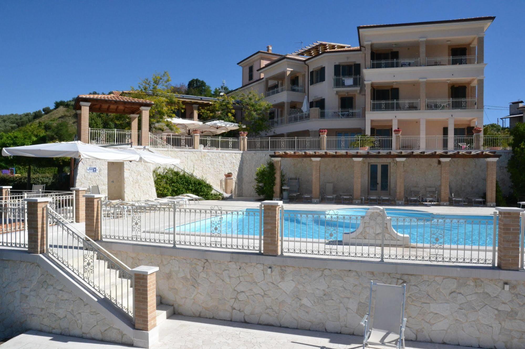Incantea Resort Торторето Экстерьер фото